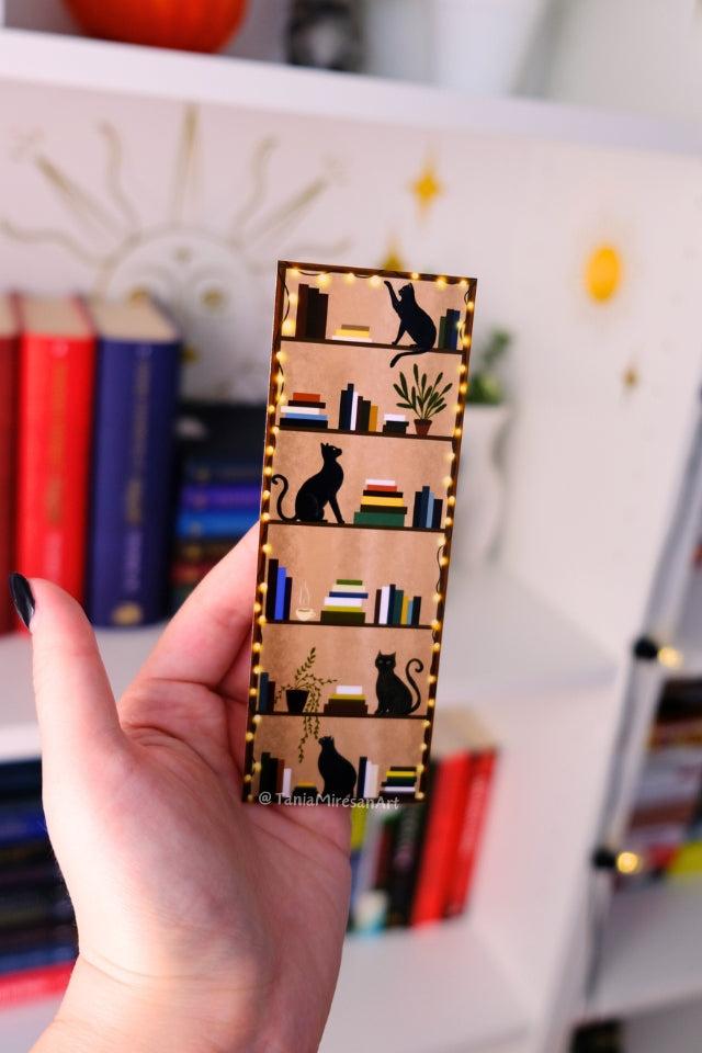 Cat Bookshelf Bookmark